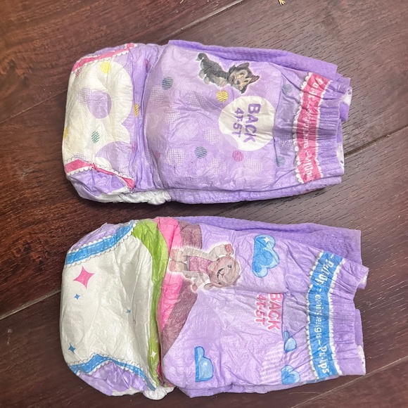 4-5 T Pampers Easy-ups/Pull-ups (48 count) - Picture 2 of 6